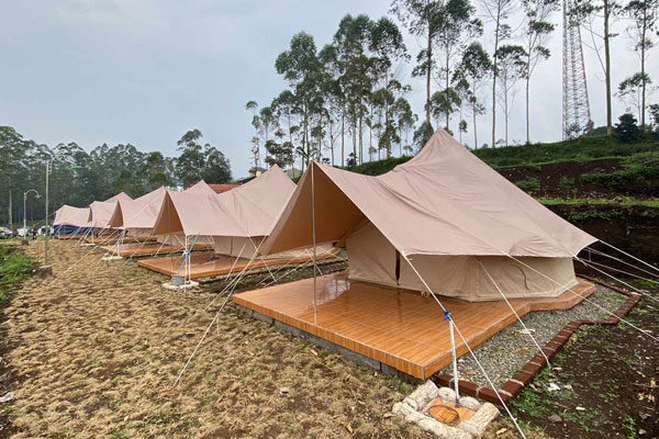 GLAMPING
